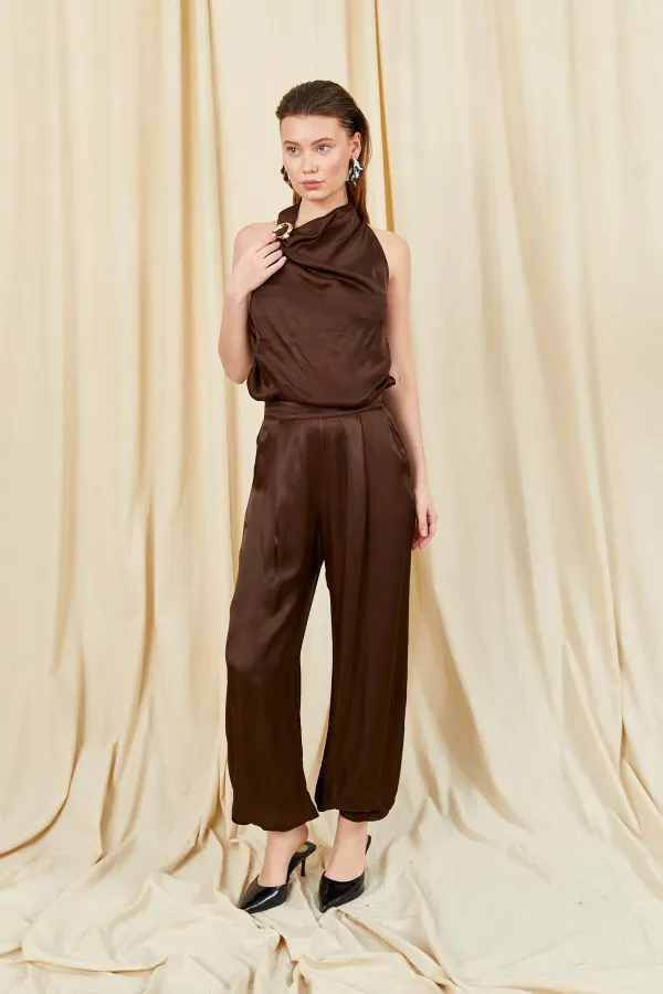 Kadın Kahve 9087 Yaka Bağlamalı Gold Tokalı Şalvar Pantolonlu Saten Takım