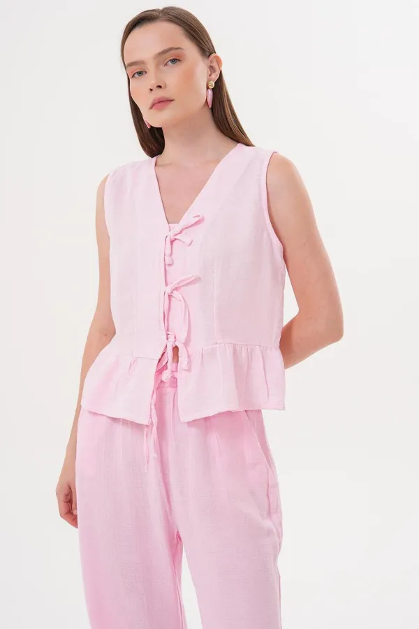 Kadın Pembe Önü Bağlamalı Kolsuz Eteği Fırfırlı Muslin Bluz