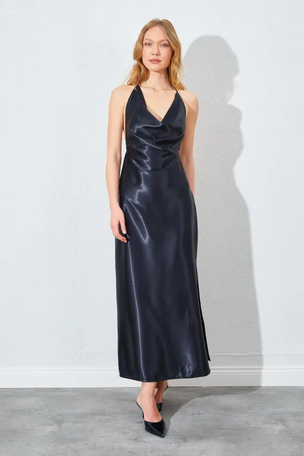 Kadın Siyah Degaje Yaka Saten Uzun Elbise