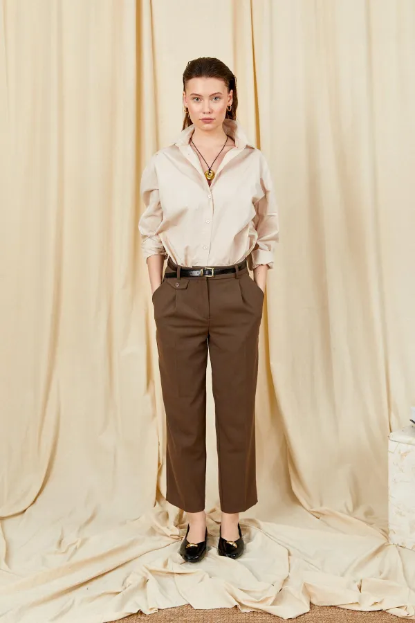 Kadın Açık Kahve 3523 Cep Görünümlü Çift Fletolu  Kemerli Joger Pantolon