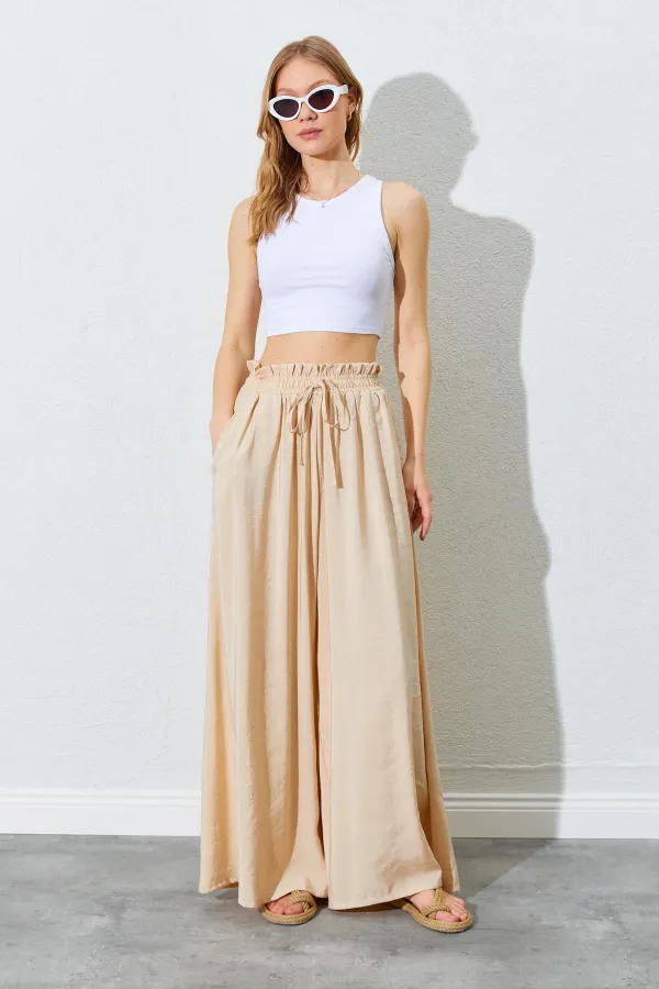 Kadın Bej Beli Kalın Lastikli Bol Kesim Modal Pantolon
