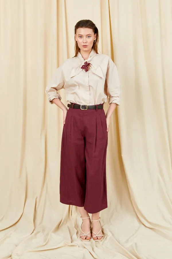 Women's Burgundy Double Pleated Bemuda Linen Trousers with Belt Detail