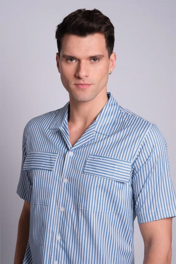 Chemise rayée à manches courtes pour homme, couleur pétrole, avec poches à rabat