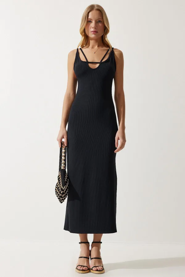 Kadın Siyah Çift Astarlı Bürümcük Kumaş Elbise