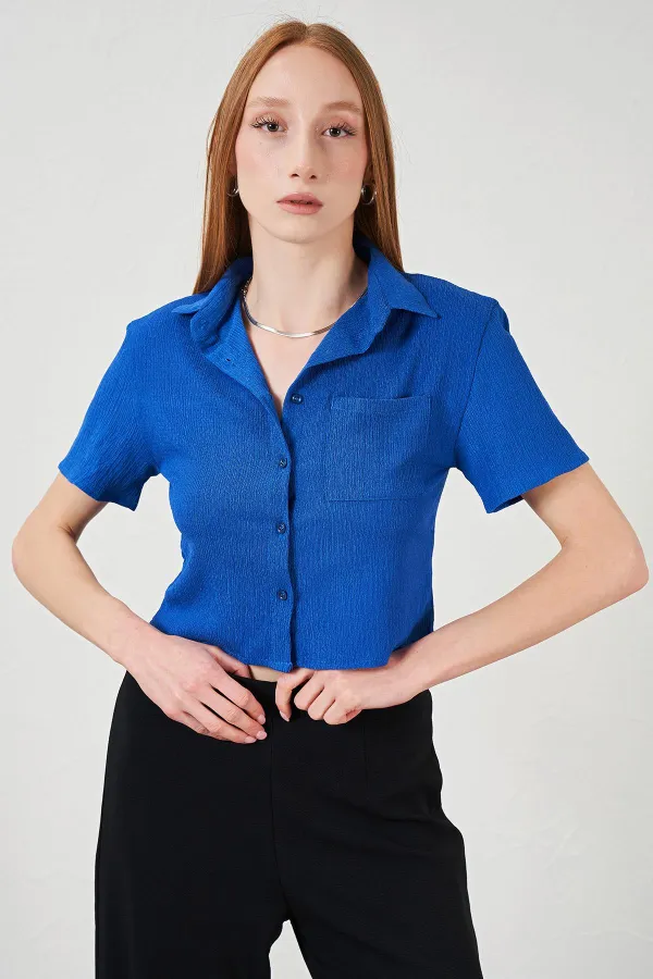 Kadın Saks Bürümcük Tek Cep Crop Gömlek