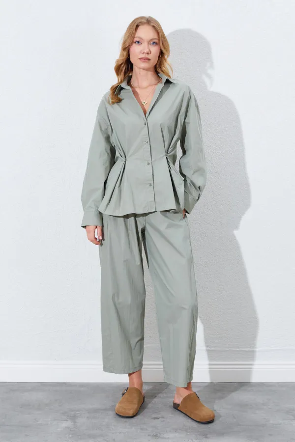 Kadın Çağla Bel Oturtmalı Bel Düğme Detaylı Gömlek