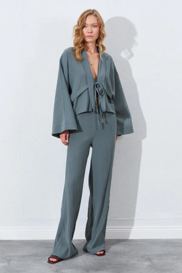 Kadın Haki Önü Fırfırlı Kolları Salaş Bluz