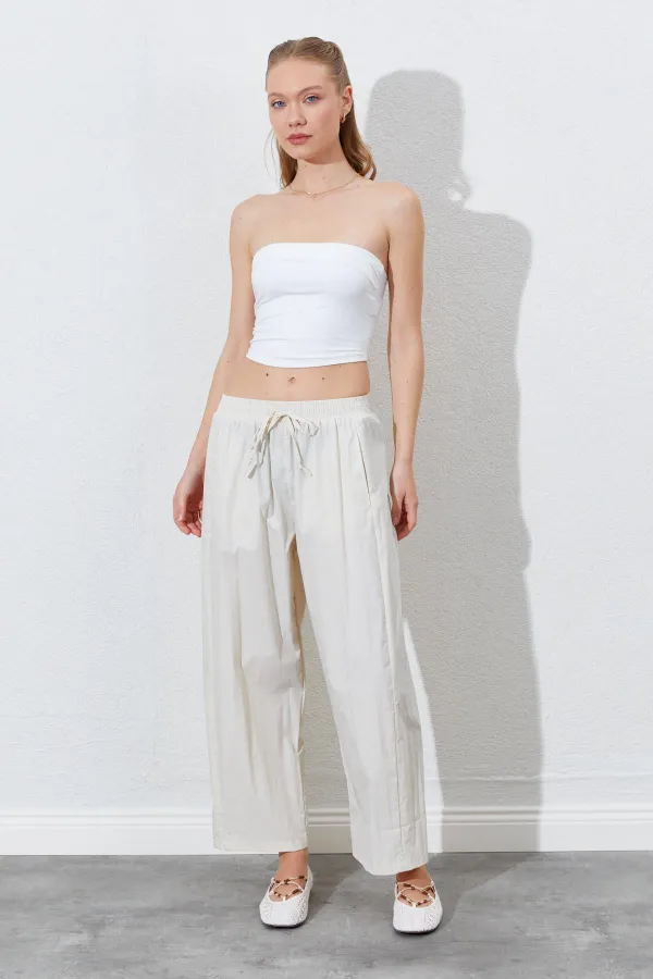 Pantalon ample pour femme avec taille élastiquée et poche cachée