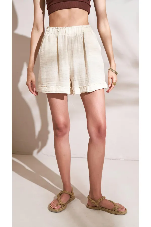 Kadın Naturel Beli Lastikli Püsküllü Şort