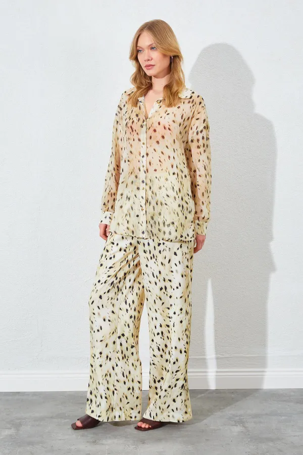 Kadın Dalmaçya Desen Taş Şifon Bluz Saten Pantolon Takım