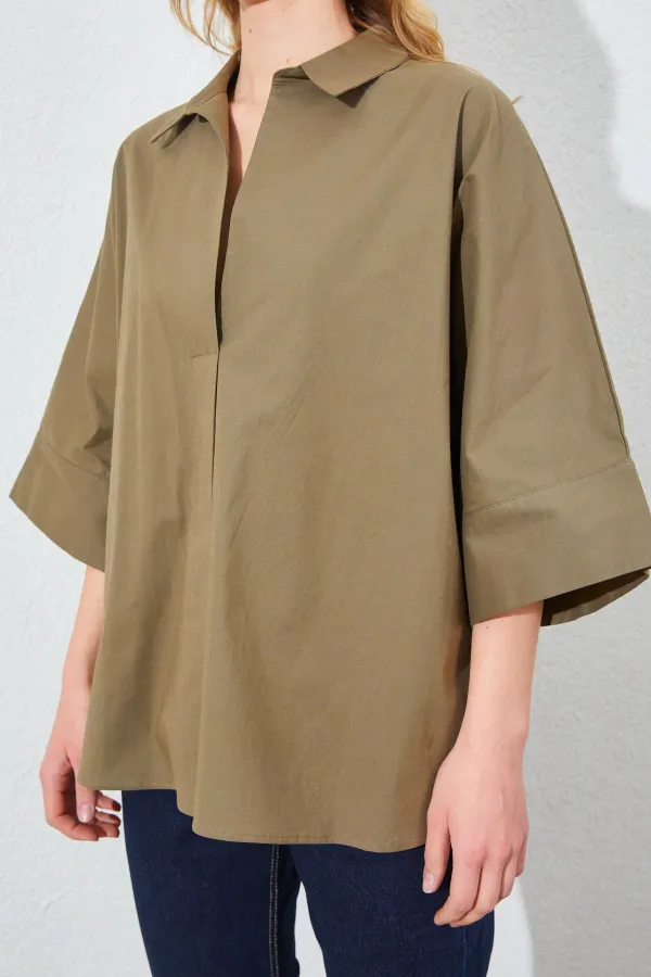 Kadın Haki Düşük Kol Önü Patlı Salaş Kesim Gömlek