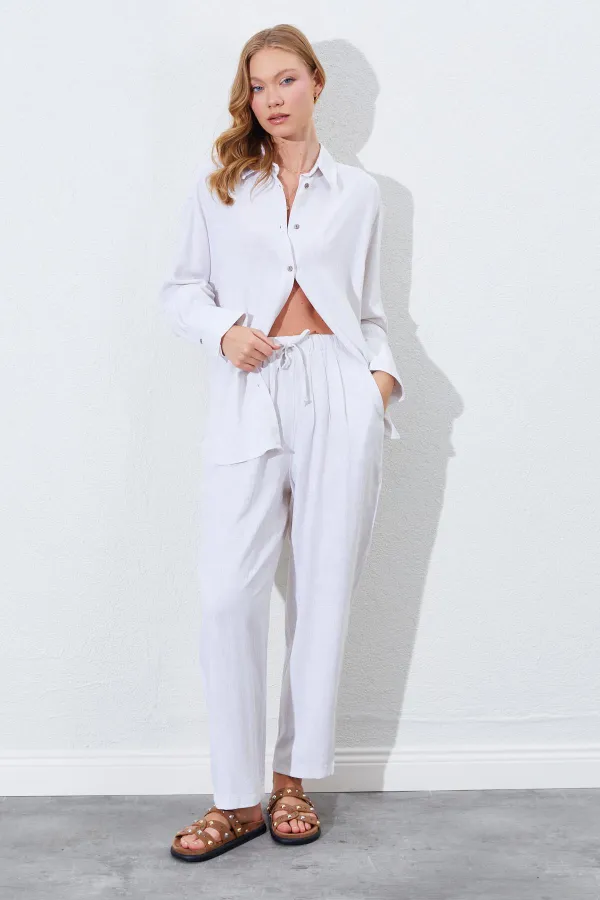 Kadın Naturel Beli Lastikli Havuç Kesim Keten Pantolon