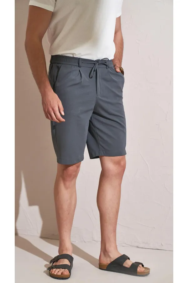 Short pour homme anthracite à taille semi-élastiquée et pli simple 7046
