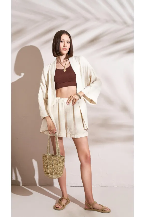 Kadın Naturel Beli Lastikli Püsküllü Şort