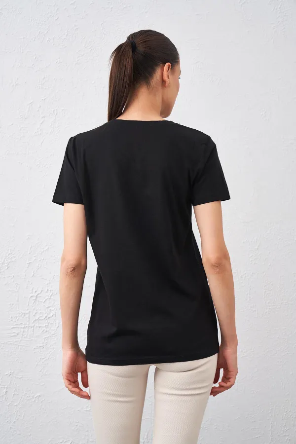 Kadın Siyah Yaka Ribanalı V Yaka Basic Tişört