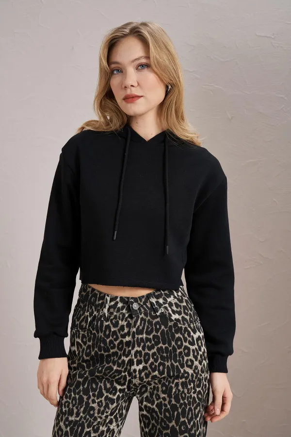 Women's Black Hooded Crop Sweatshirt with Ribbed Sides