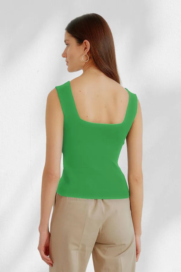 Kadın Yeşil Kare Yaka Triko Atlet