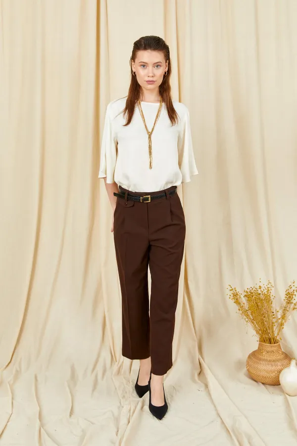 Kadın Koyu Kahve 3523 Cep Görünümlü Çift Fletolu  Kemerli Joger Pantolon