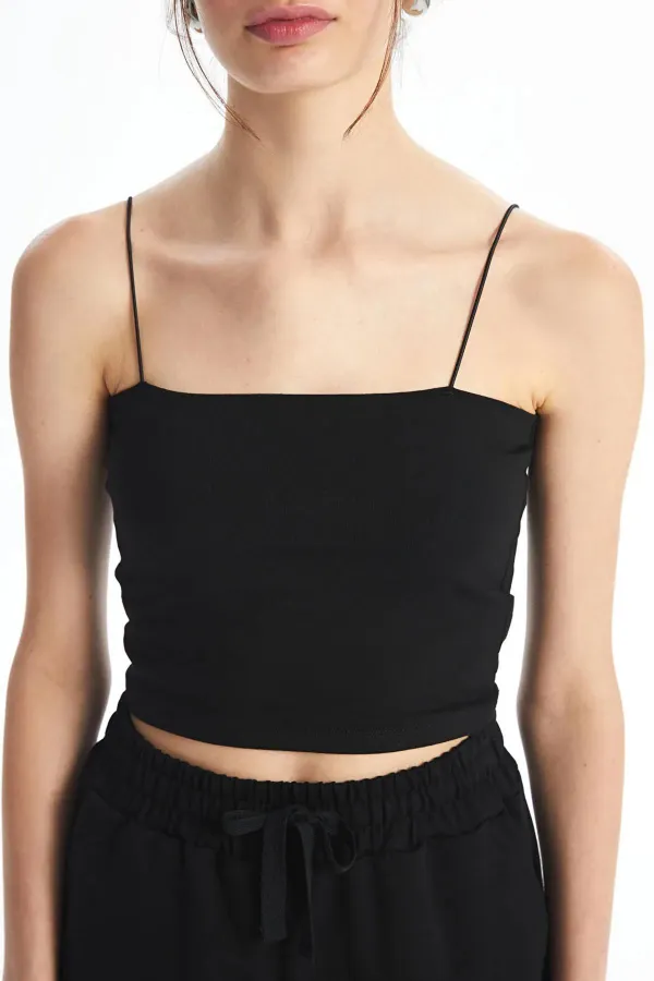 Kadın Siyah Spagetti Askılı Gloplu Bustiyer