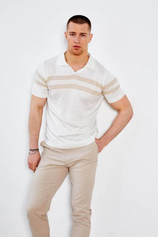 Erkek Ekru Apaş V Yaka Göğüs Ve Kol Çizgili Triko Tişört