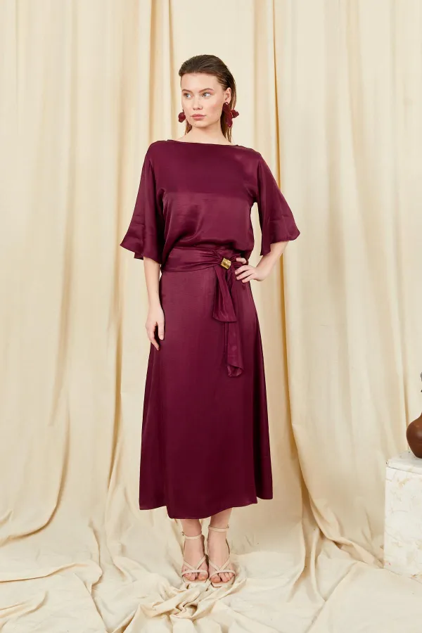 Kadın Mürdüm 9090 Kısa Kollu Düşük Kollu Eteği Gold Tokalı Saten Takım