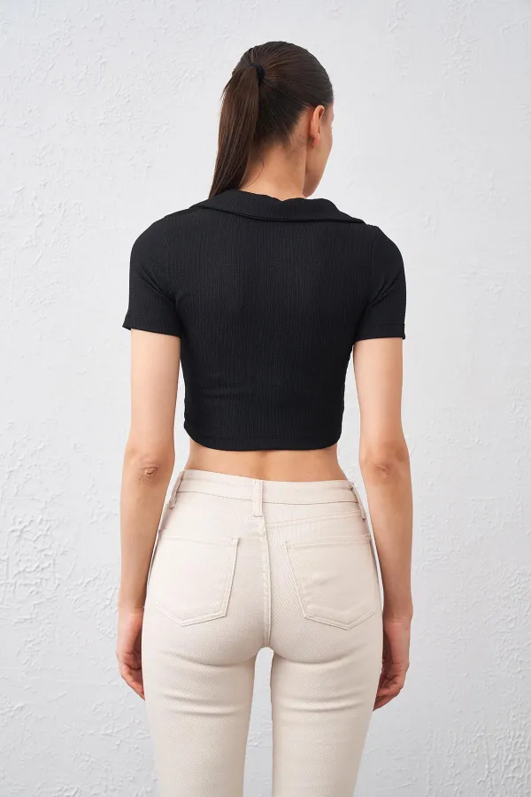 Kadın Siyah Polo Yaka Bürümcük Kumaş Crop