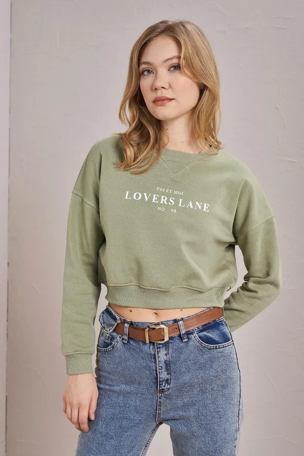 Women's Olive Crew Neck Lovers Lane Print Three-Thread Crop Sweatshirt