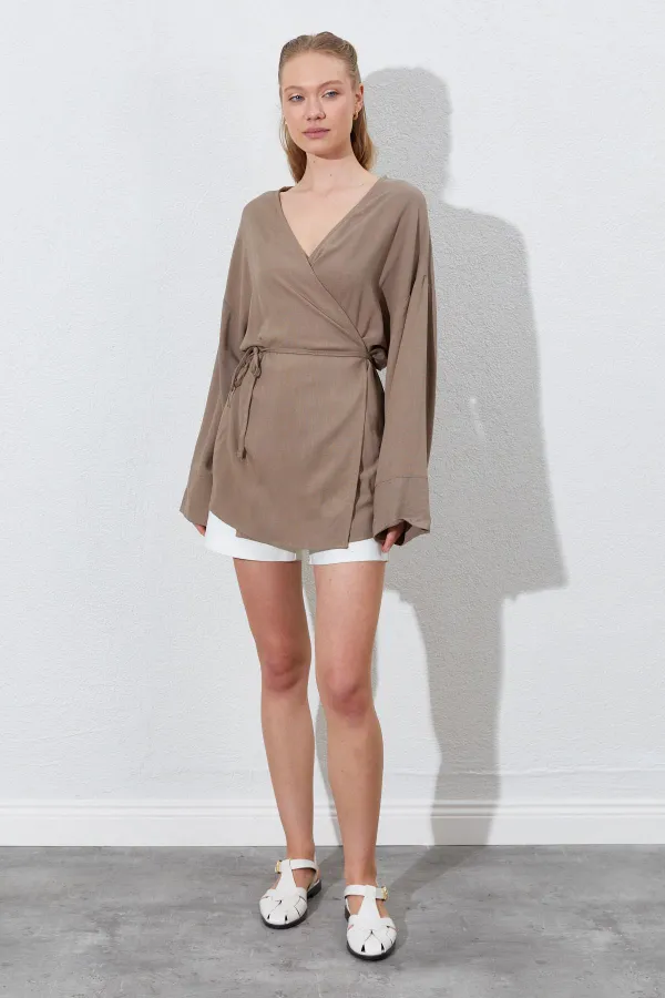 Kadın Toprak Kruvaze Yaka İp Bağlamalı Ceket