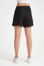 Kadın Beli Lastikli Cepli Pileli  Kısa Rahat Kesim Krep Şort