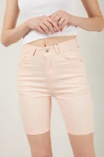 Kadın Cepli Slim Fit Şort