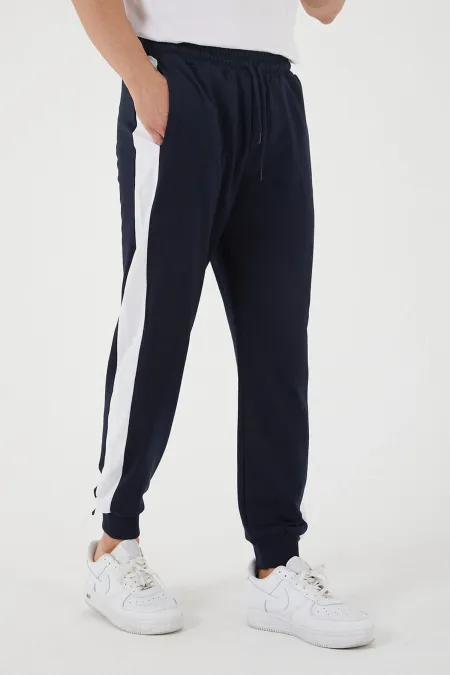 Pantalon de survêtement classique pour homme avec ourlets côtelés sur les côtés et poches