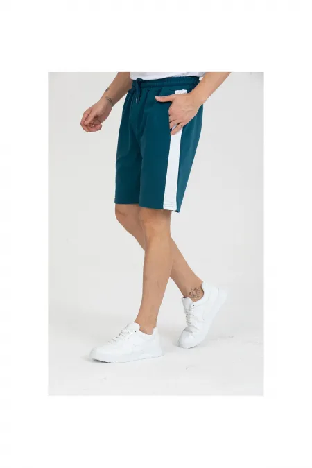 Short basique pour homme avec détails rayés et poches