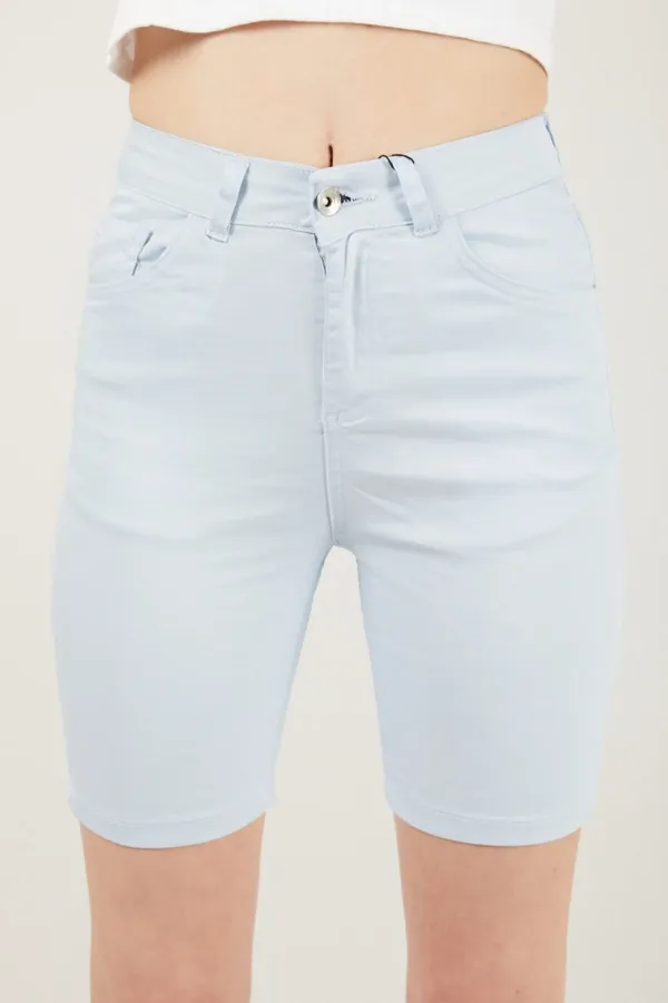 Kadın Cepli Slim Fit Şort