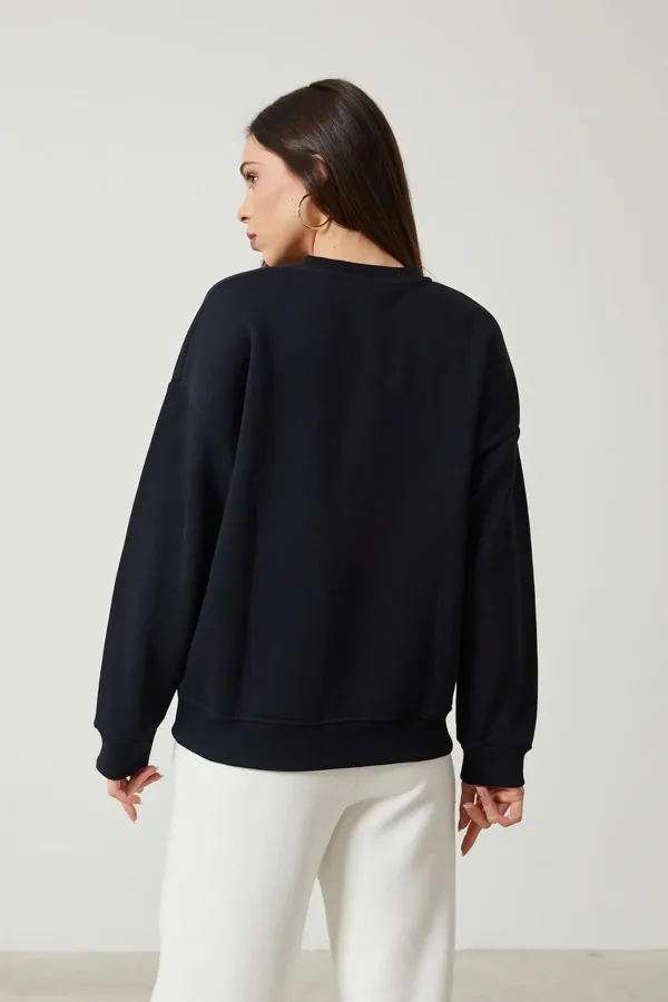 Women's Crew Neck Long Sleeve Basic 3-Thread Brushed Sweatshirt