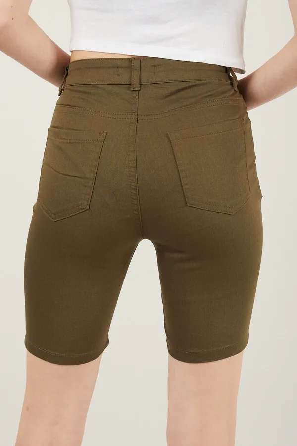 Kadın Cepli Slim Fit Şort