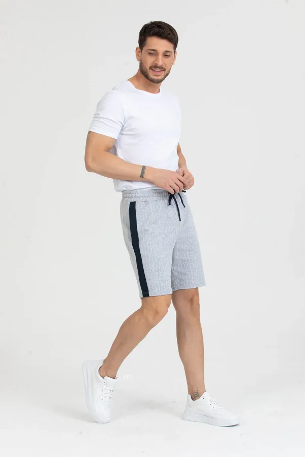 Short rayé basique pour homme avec détails rayés