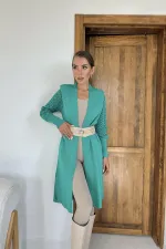 Kolları Örgülü Triko Hırka