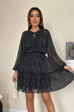 Eteği Katlı Puantiyeli Elbise