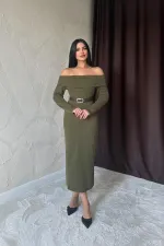 Robe en tricot ceinturée