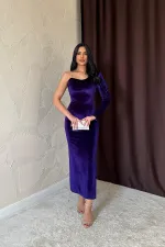 Tek Omuzlu Taş Askılı Elbise