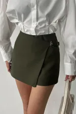Jupe short à boucles