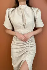 Robe en jacquard et à motifs