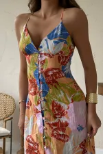 Robe décolletée en lin