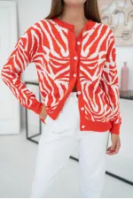 Desenli ve Düğmeli Kısa Hırka