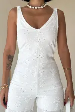 Combinaison festonnée