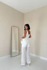 Combinaison festonnée