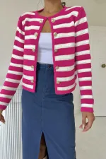 Çizgili ve Düğmeli Triko Kazak