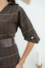 Mini-robe rayée avec ceinture