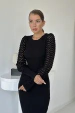 Robe en tricot à manches tricotées