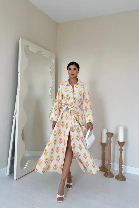 Robe en lin à motifs et boutonnée